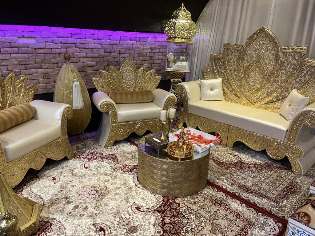 עיצוב לחינה | עיצוב אולם לחינה | אביזרים לחינה | תפאורה לחינה | מעצב אולם לחינה | טלמון | זהרה חינה | Zahara henna